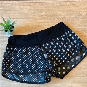 Lululemon polka dot black shorts size 4